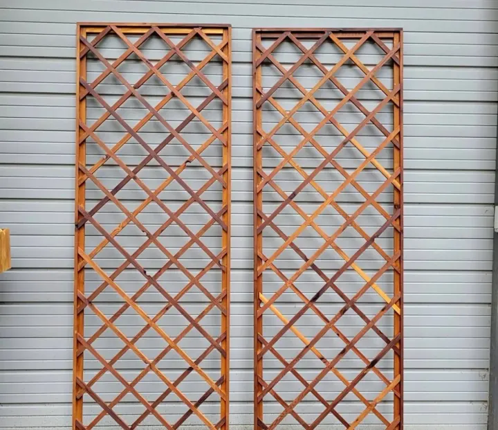 Cedar Lattice Panel, 8′ × 3′